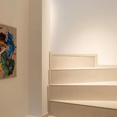 Modern & Spacious House קורטרייק