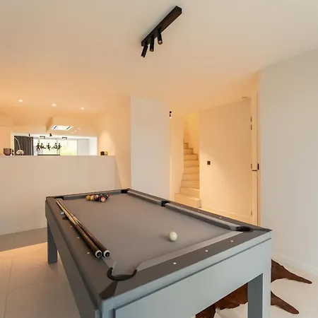 Modern & Spacious House